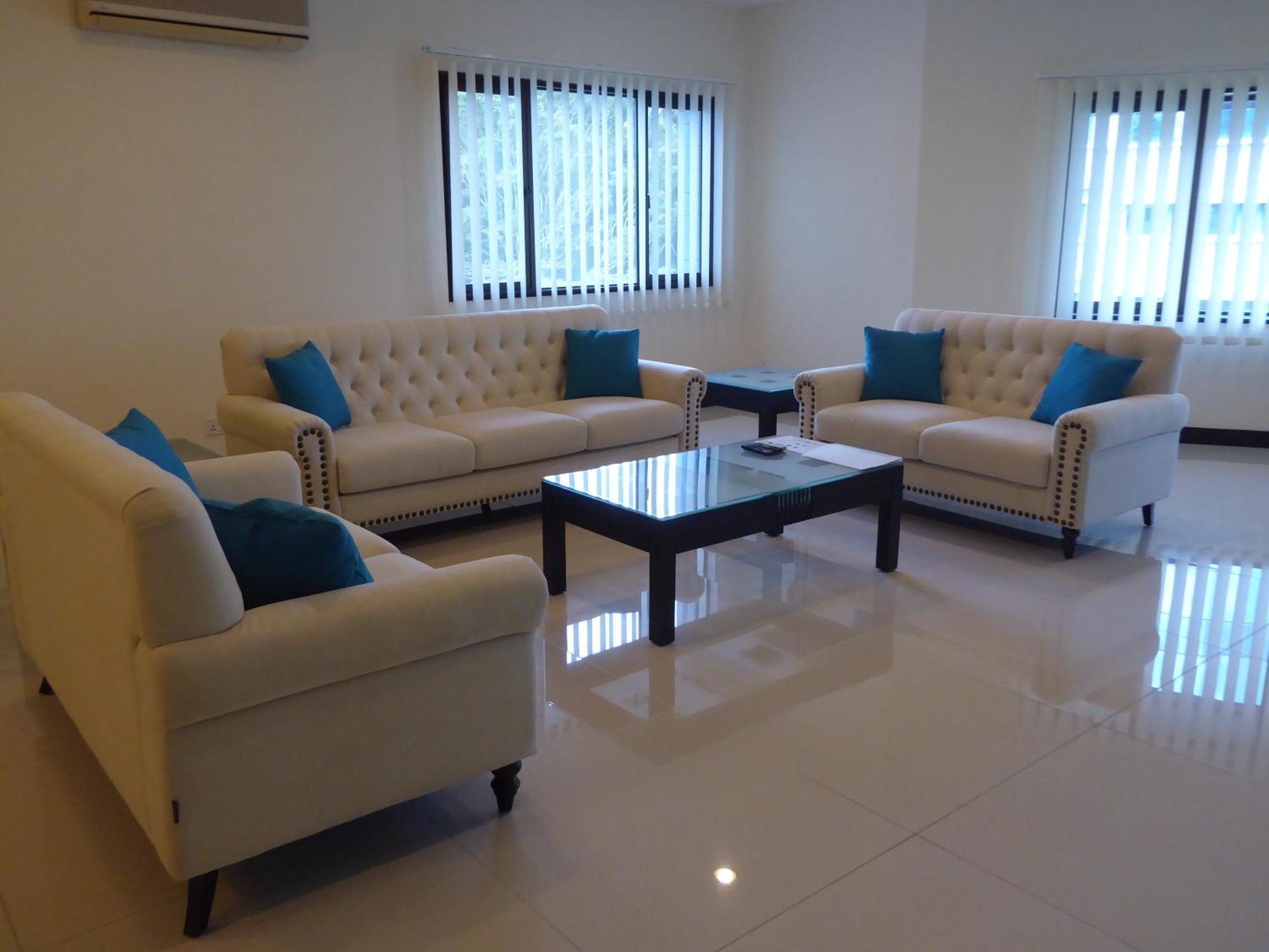 Rimbun Suites & Residences Bandar Seri Begawan Bilik gambar