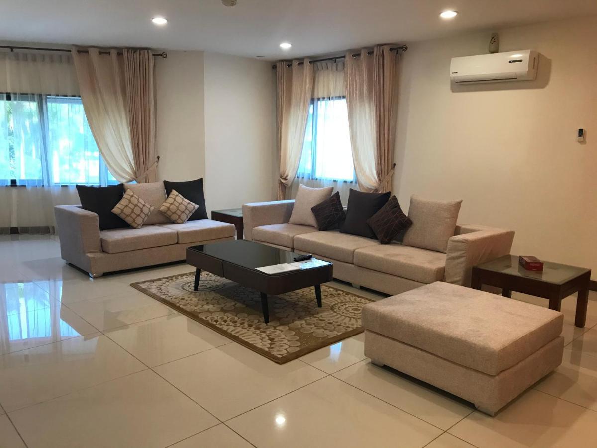 Rimbun Suites & Residences Bandar Seri Begawan Luaran gambar